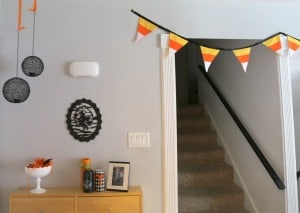 Need an easy Halloween sewing project to decorate for the season? This candy corn pennant banner is just the ticket! It's adorable, super simple and beginner friendly. Plus it will get the whole family in the mood for the spookiest holiday of the year!
